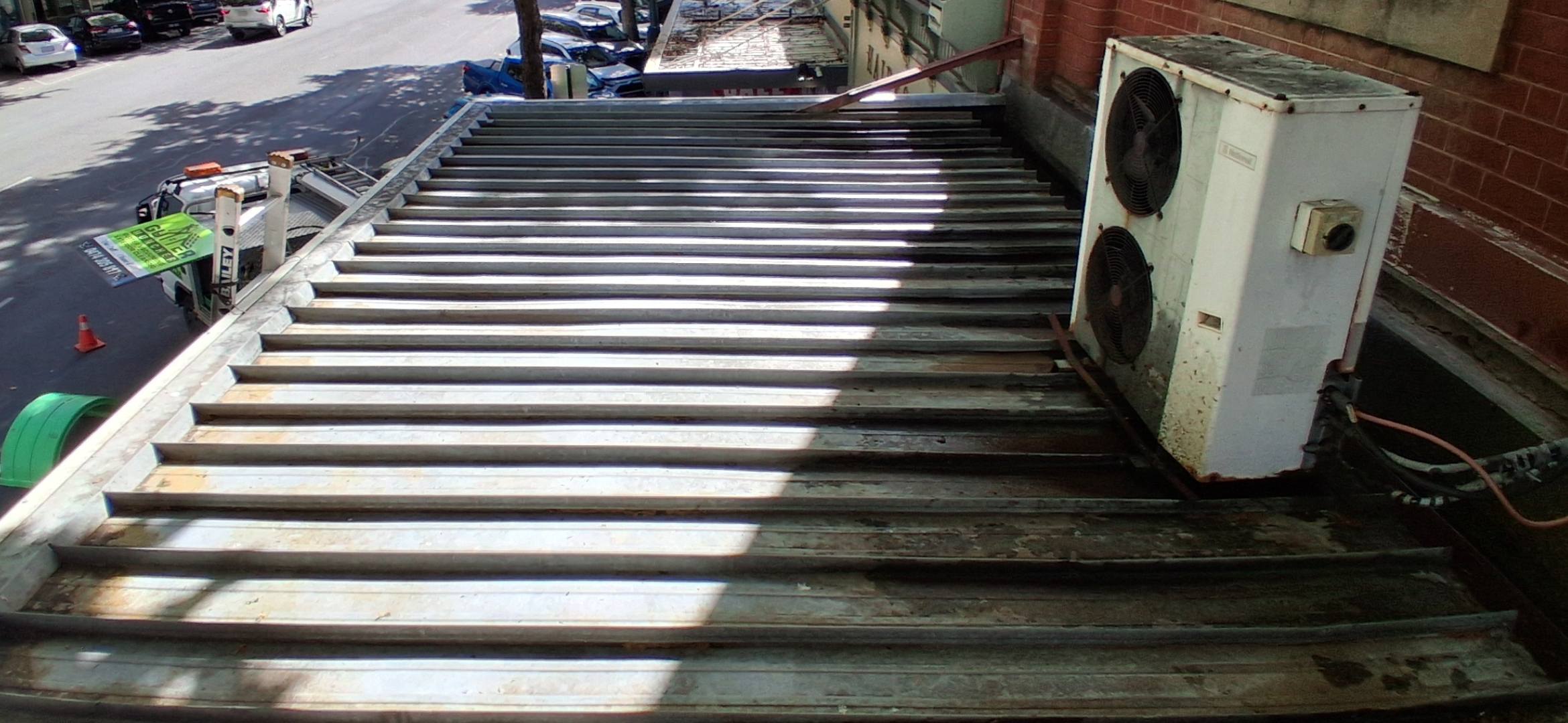 Quarterly gutter clean Bendigo 4