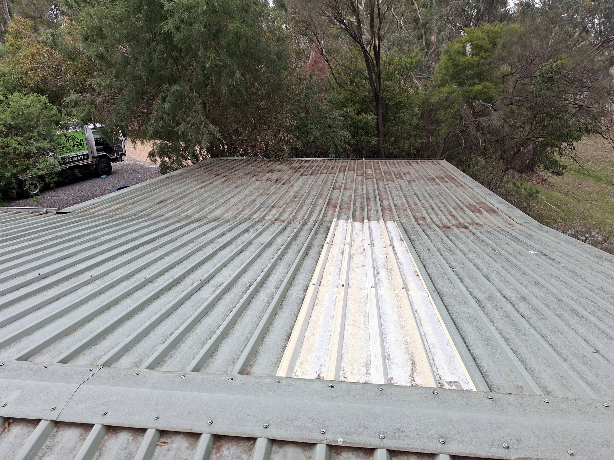 Customers roof in Castlemaine after professional roof and gutter clean