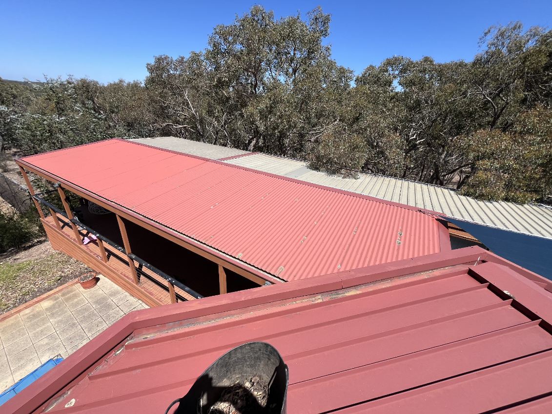 Gutter clean Castlemaine - photo 2